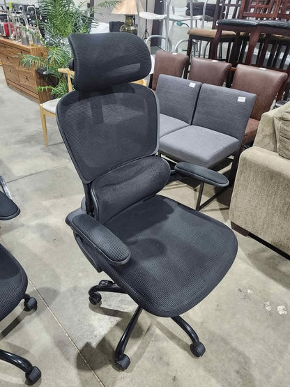 Vinsetto Ergonomic Office Mesh Chair - 2 Available