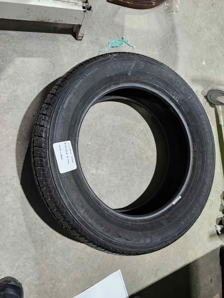 New Firestone FR710 P225/60R18 99T Mud/Snow Tire – Tire Only