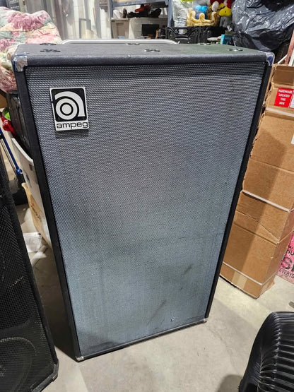 2 Large Peavy/Ampeg Speakers