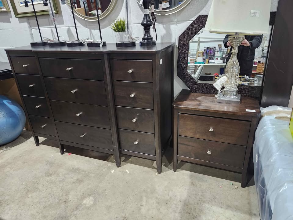 Espresso Modern Design Dresser