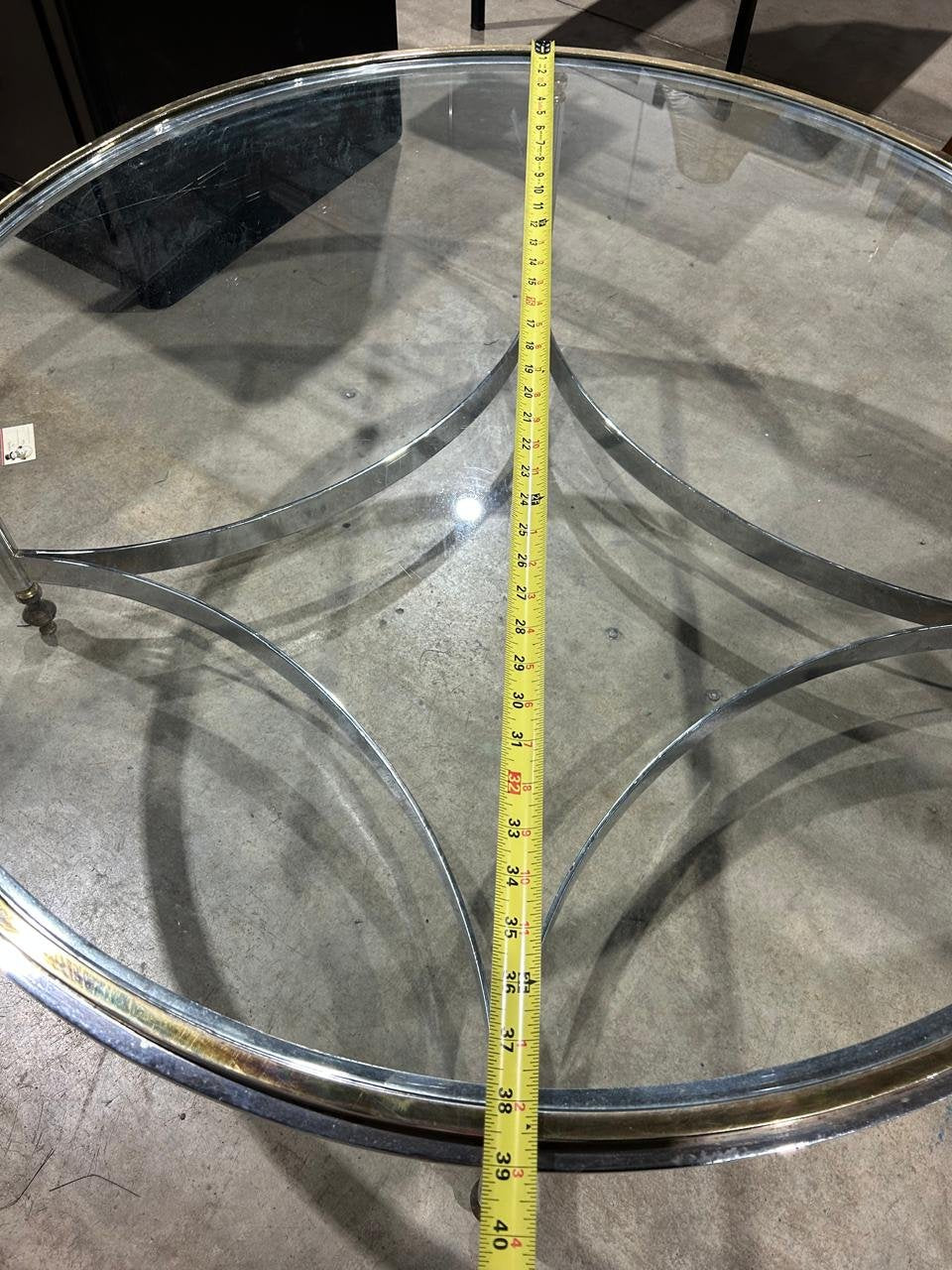 Round Metal/Glass Coffee table