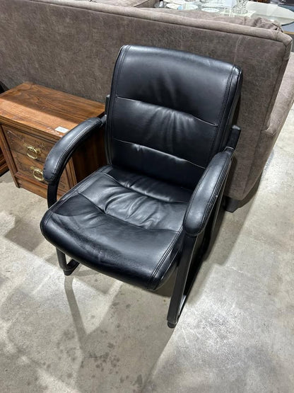 Black Bonded Leather Side Chair