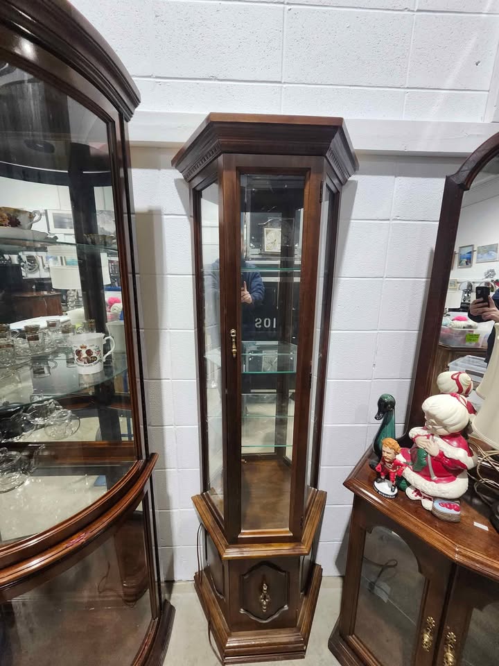 Vintage Curio Cabinet w/ Glass Shelves & Light