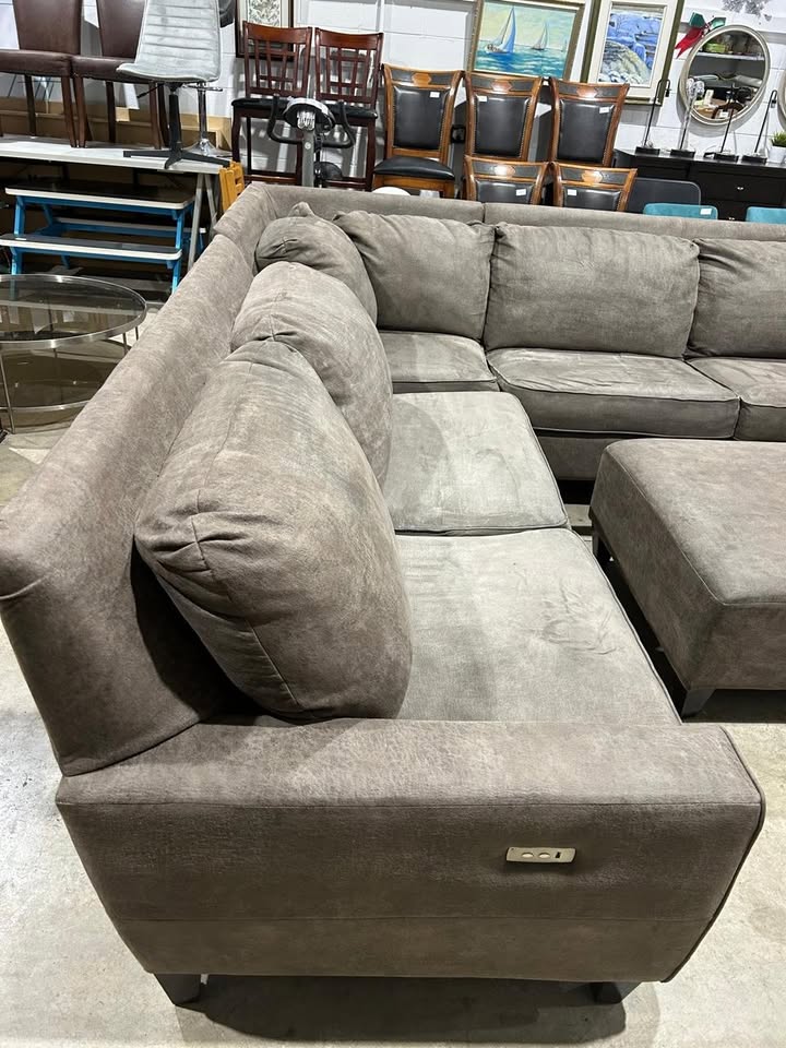 La-z-boy Edie Sectional - 4 Piece UNTESTED