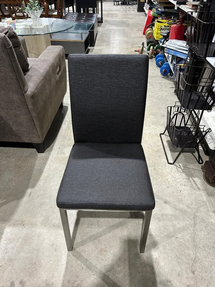 Black Dinning Chair - Metal Legs - 5 Available