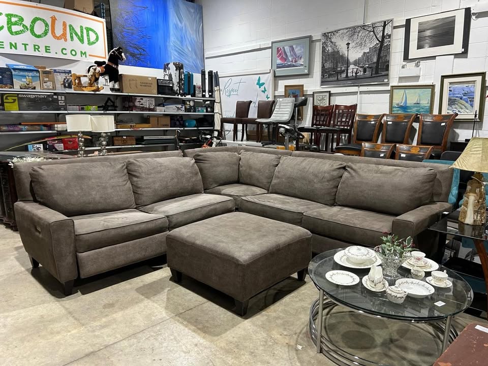 La-z-boy Edie Sectional - 4 Piece UNTESTED
