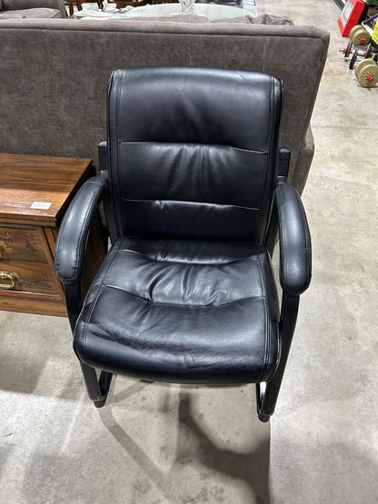 Black Bonded Leather Side Chair