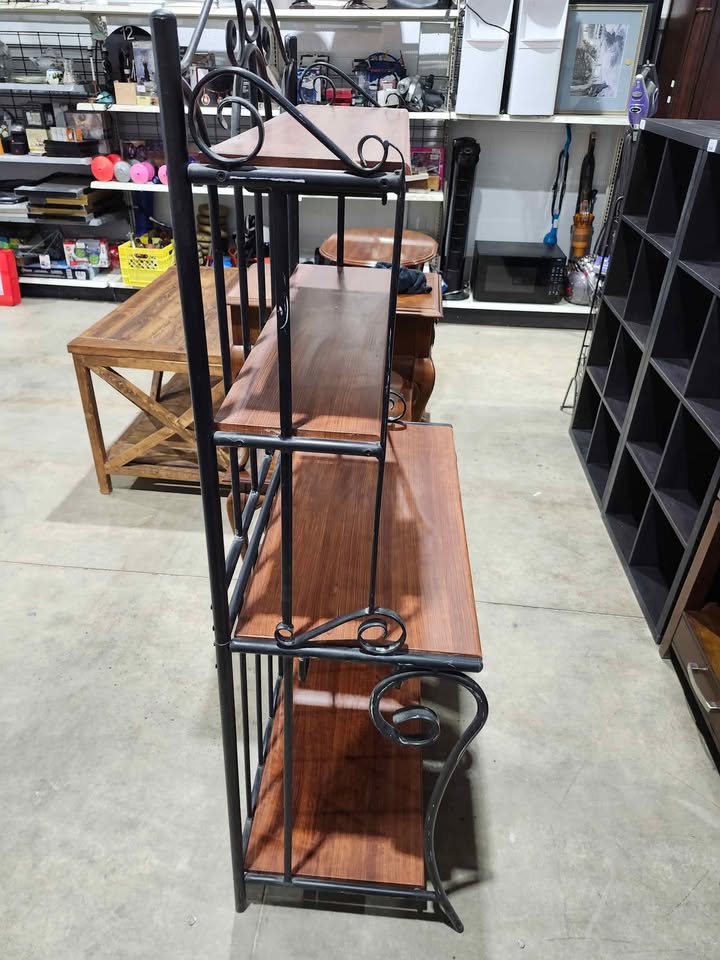 Large Wrought Iron/Wooden Bakers/Wine Rack