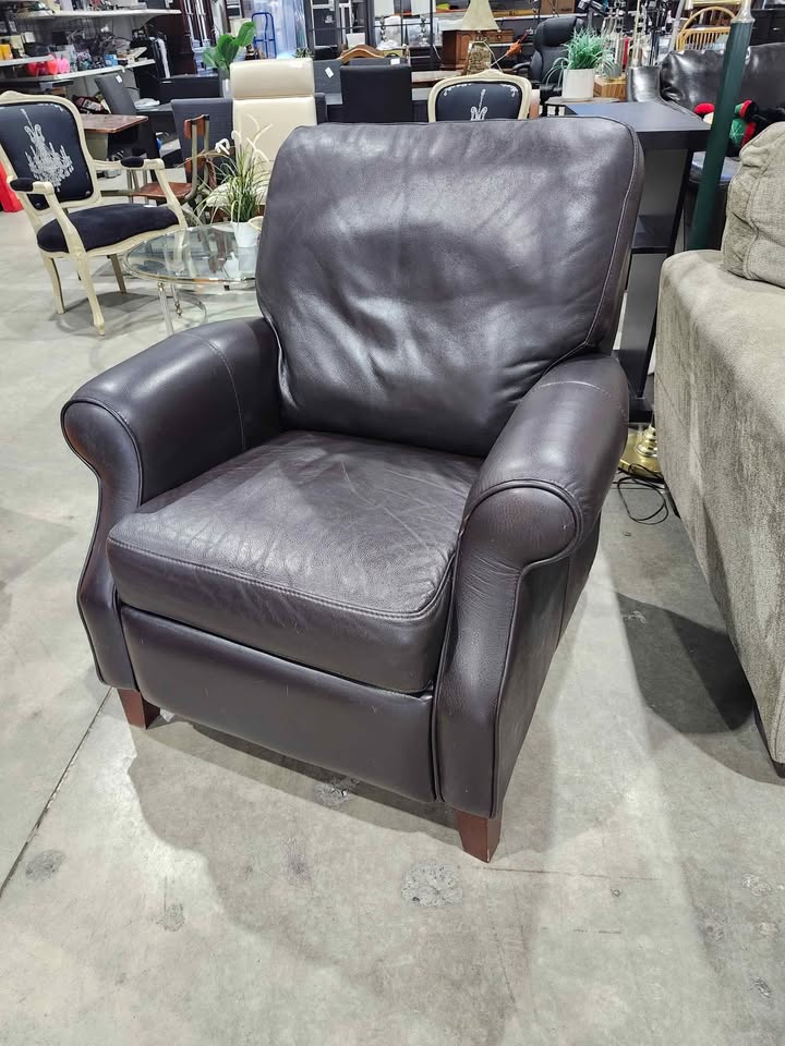 Fully Reclining Leather Armchair