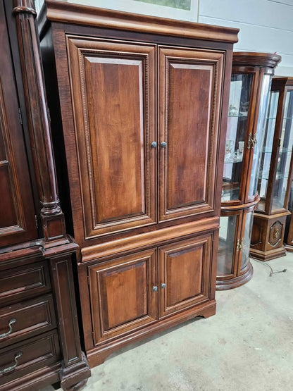 Solid Wooden Armoire/Media Cabinet/Wardrobe