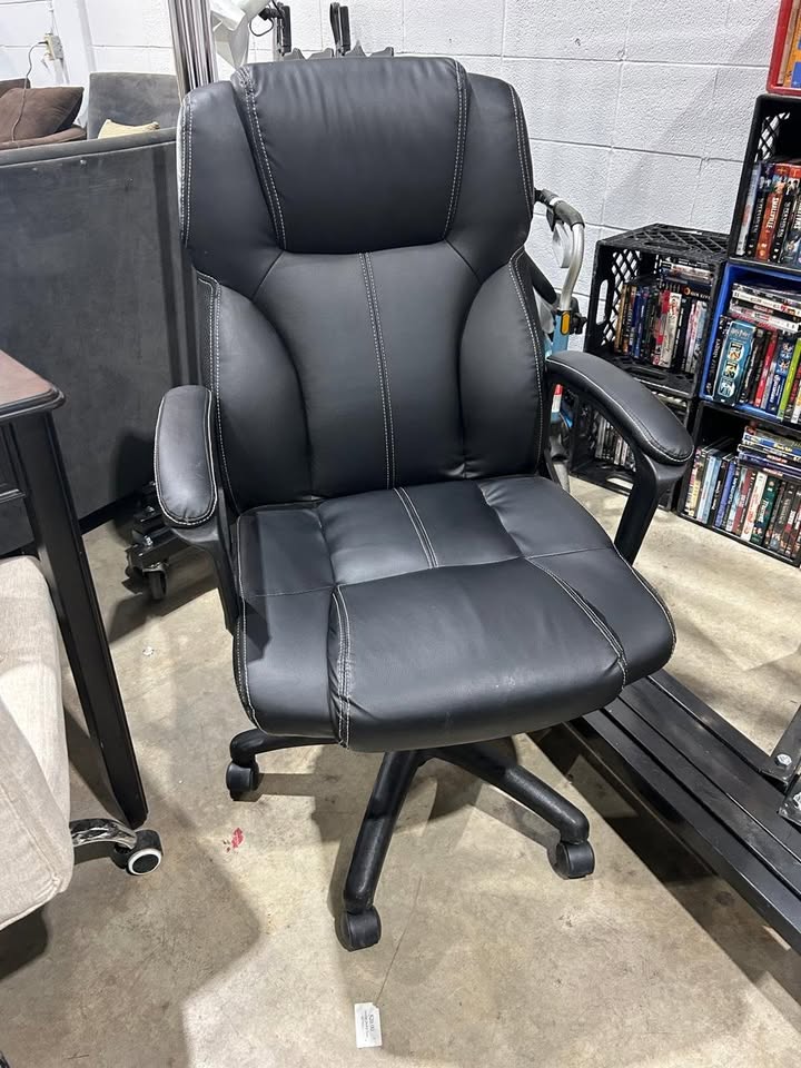 Office/Desk Faux Leather Chair