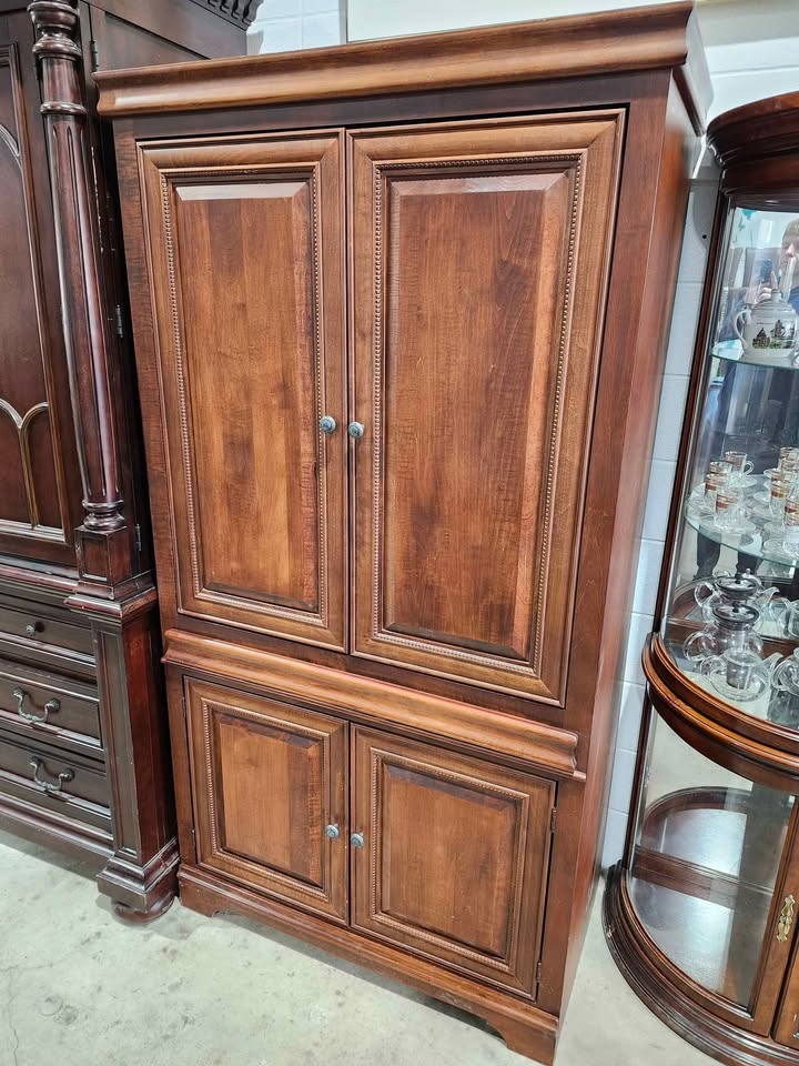 Solid Wooden Armoire/Media Cabinet/Wardrobe