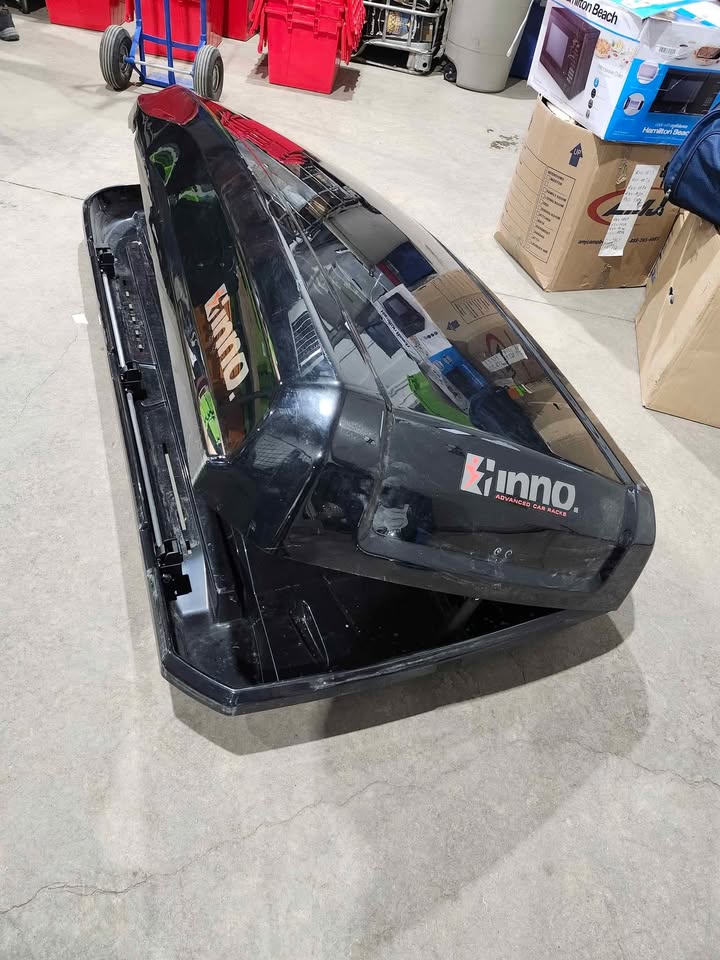 Inno Shadow Roofbox