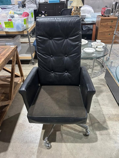 Vintage Leather Black Office Chair