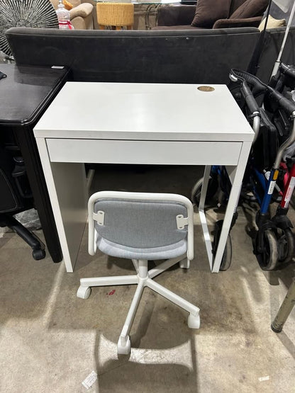 IKEA MICKE white desk + chair