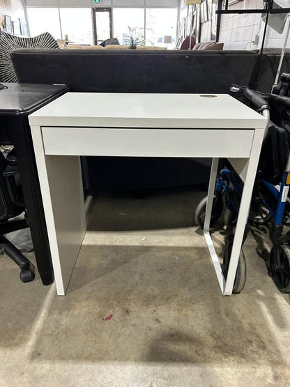 IKEA MICKE white desk + chair