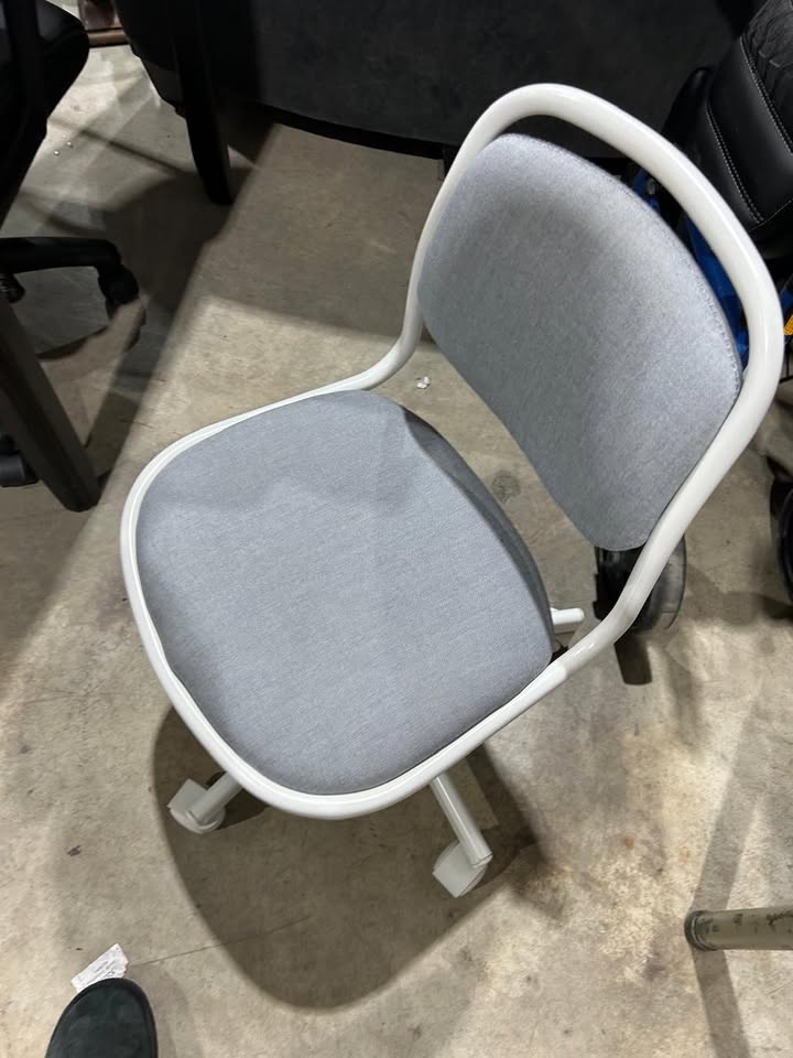 Children's office chair