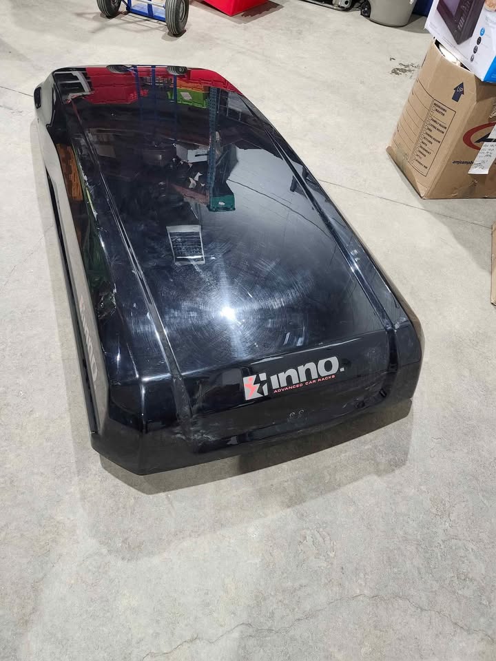 Inno Shadow Roofbox