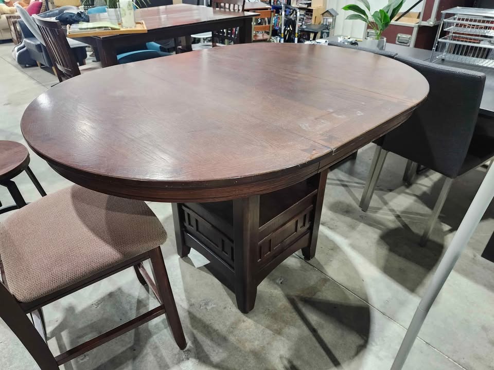 Solid Wooden Extendable Counter Table + 1 Chair