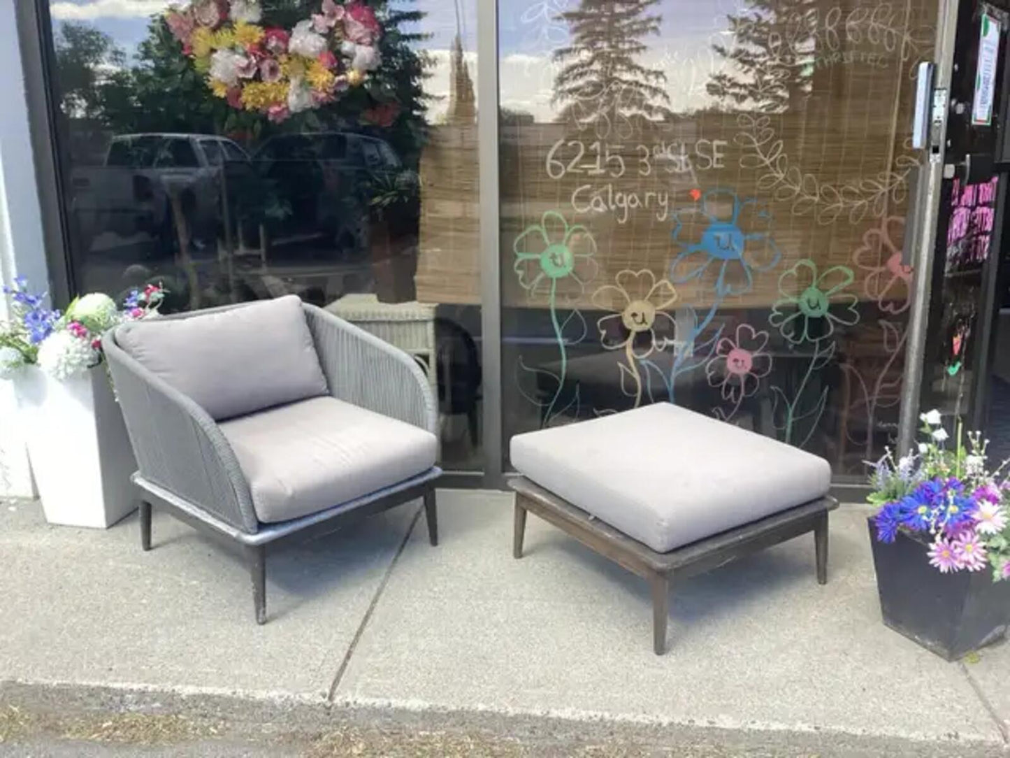 Modern Wicker Patio Lounge Chair and Ottoman