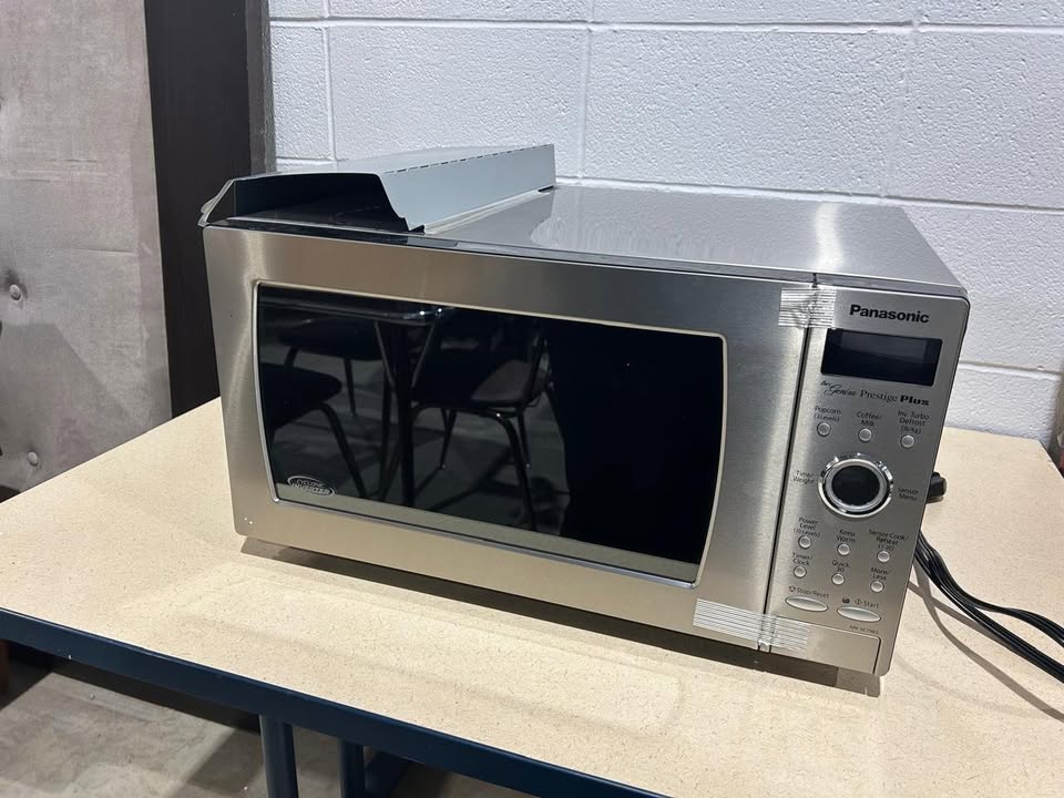 The genius Prestige PLUS - Panasonic Microwave/Oven