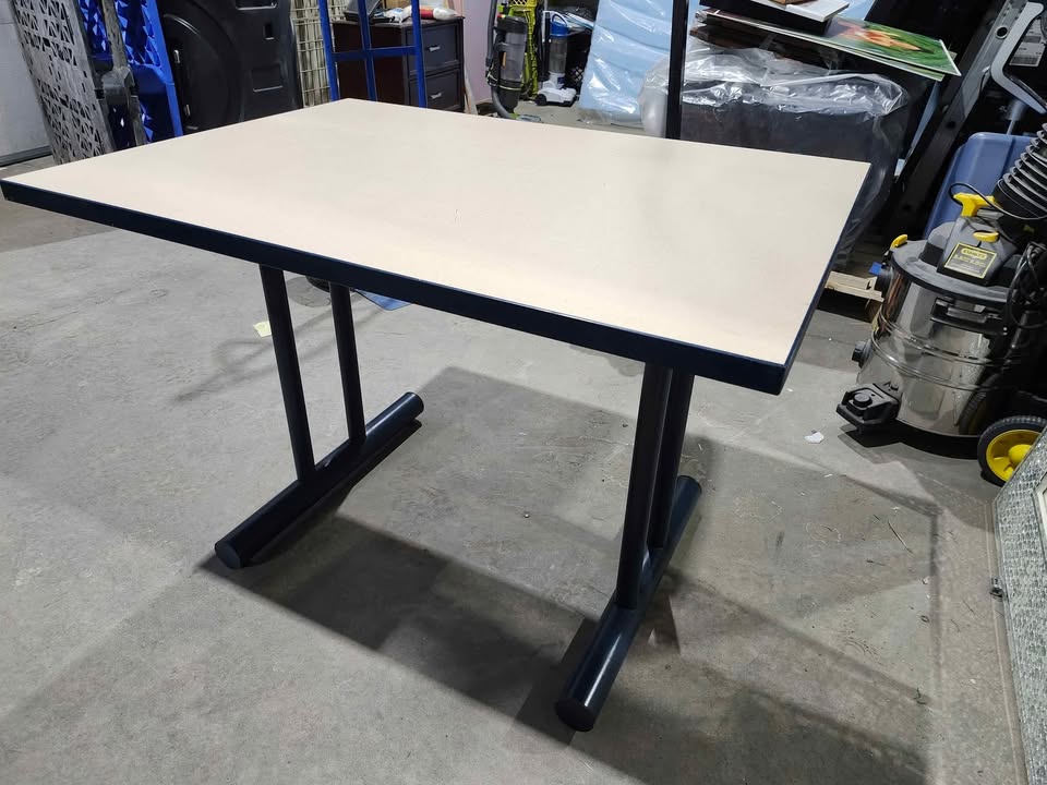 42" Table Desk