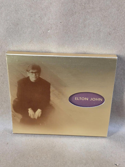 Simply Best Elton John: Deluxe Golden Personal Album featuring Chinese text CD