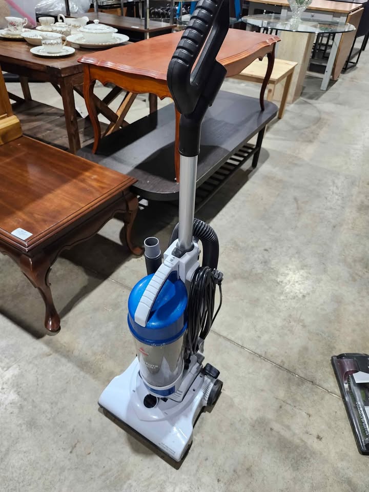 Bissell PowerForce Compact Pet Vacuum Cleaner