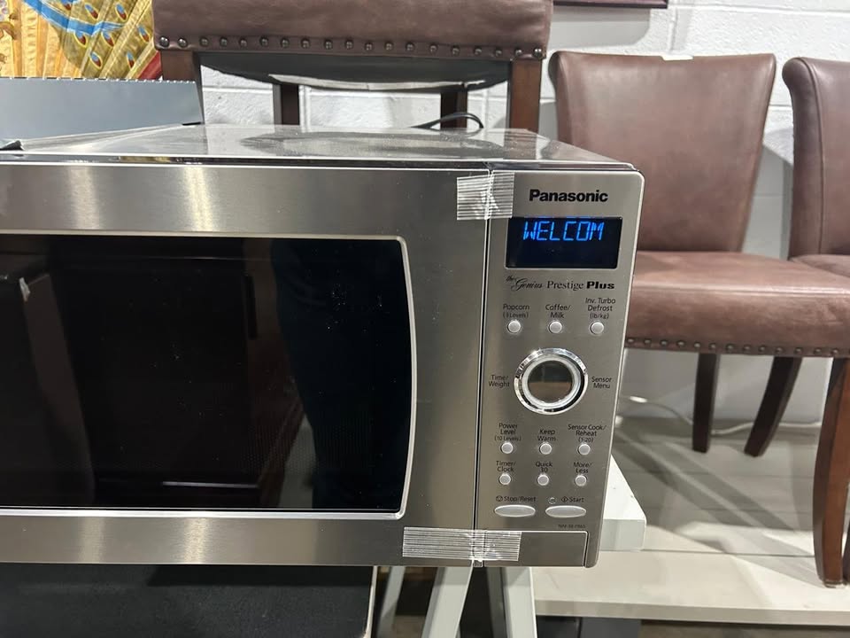 The genius Prestige PLUS - Panasonic Microwave/Oven
