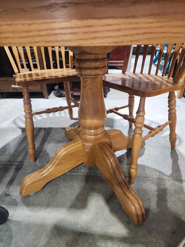 Solid Wooden Round Dining Table + 3 Chairs - Made In Canada