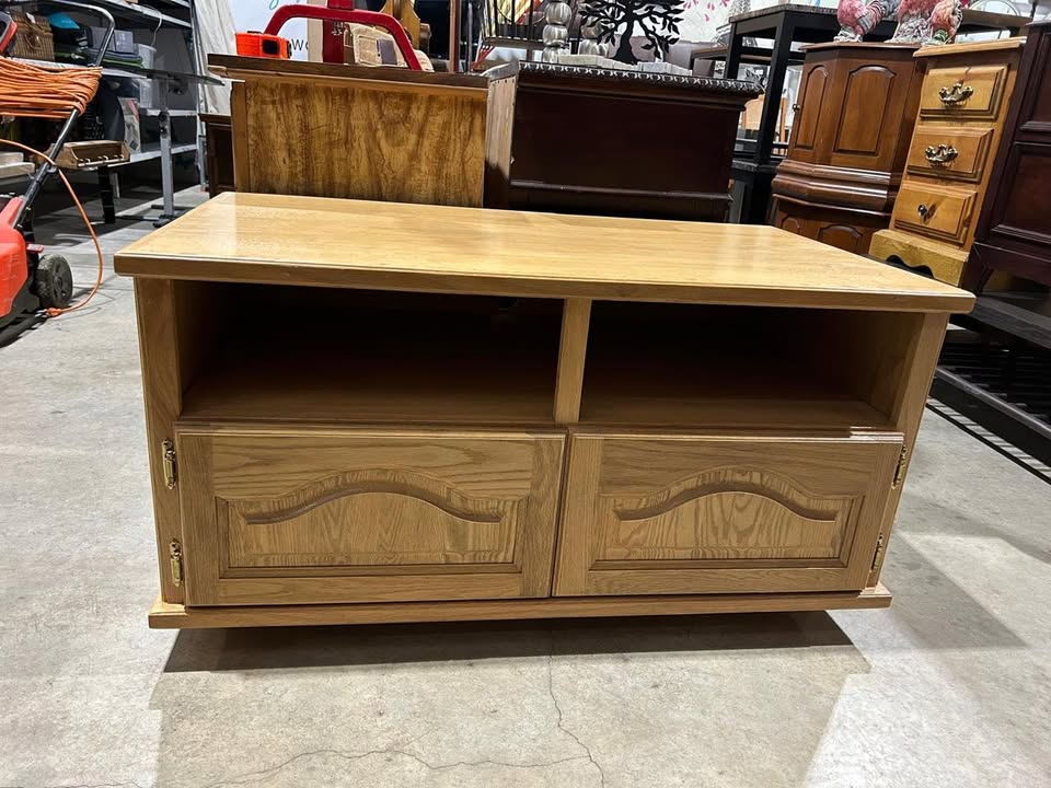 Console Table/ TV stand - Wooden Style