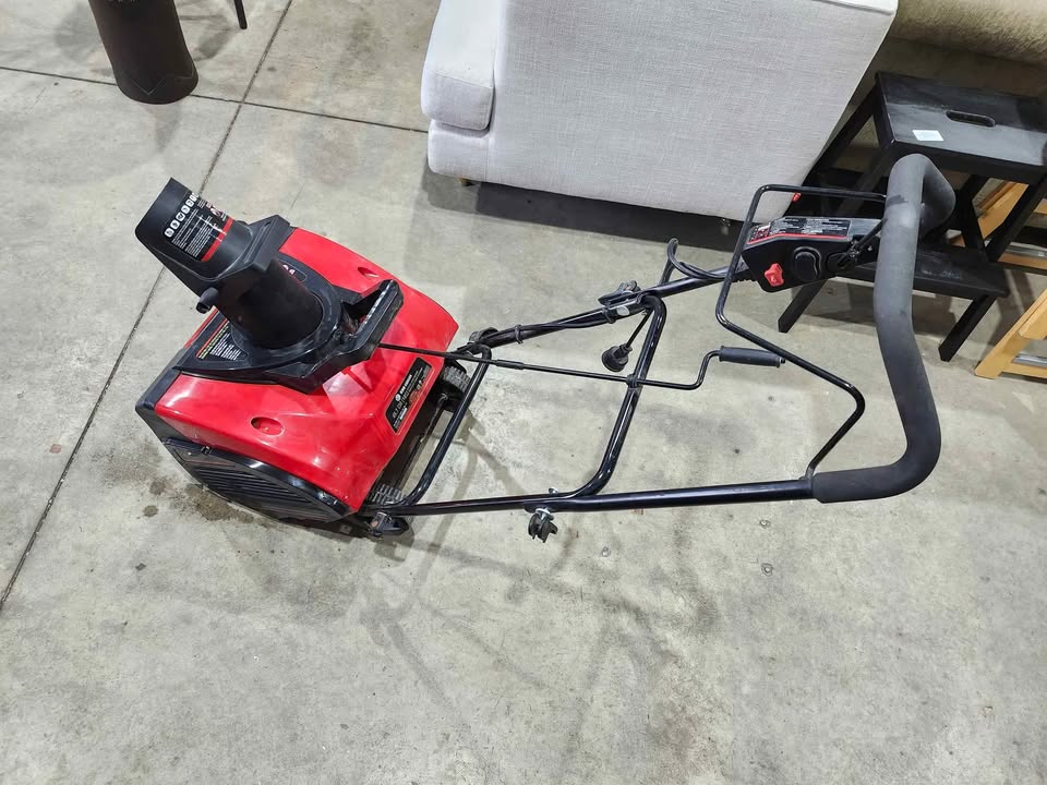 King Canada 18-Inch Electric Snow Thrower – 13A with LED Light