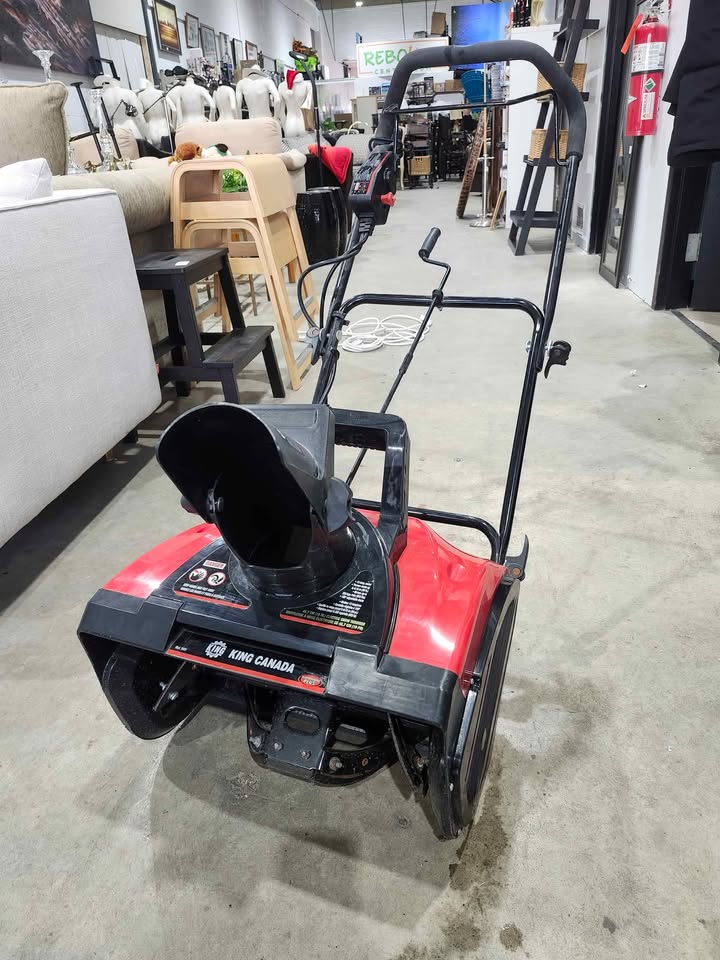 King Canada 18-Inch Electric Snow Thrower – 13A with LED Light