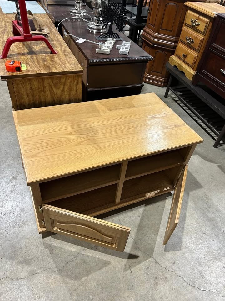 Console Table/ TV stand - Wooden Style