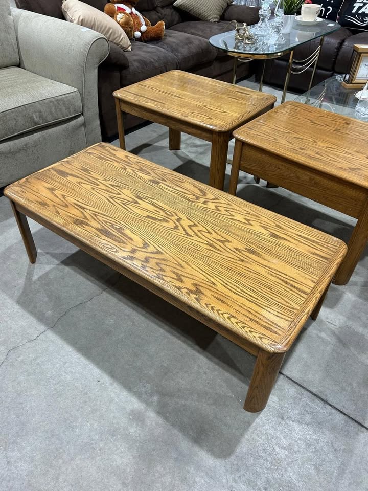 Huppe - Oak Coffee Table