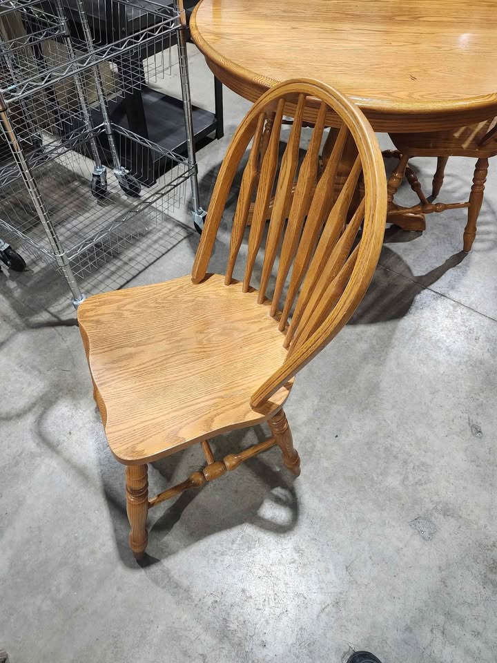 Solid Wooden Round Dining Table + 3 Chairs - Made In Canada