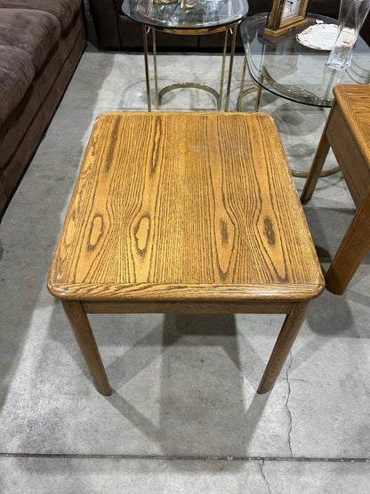 Huppe - Oak Side/End Table