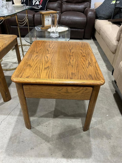 Huppe - Oak Side/End Table with drawer