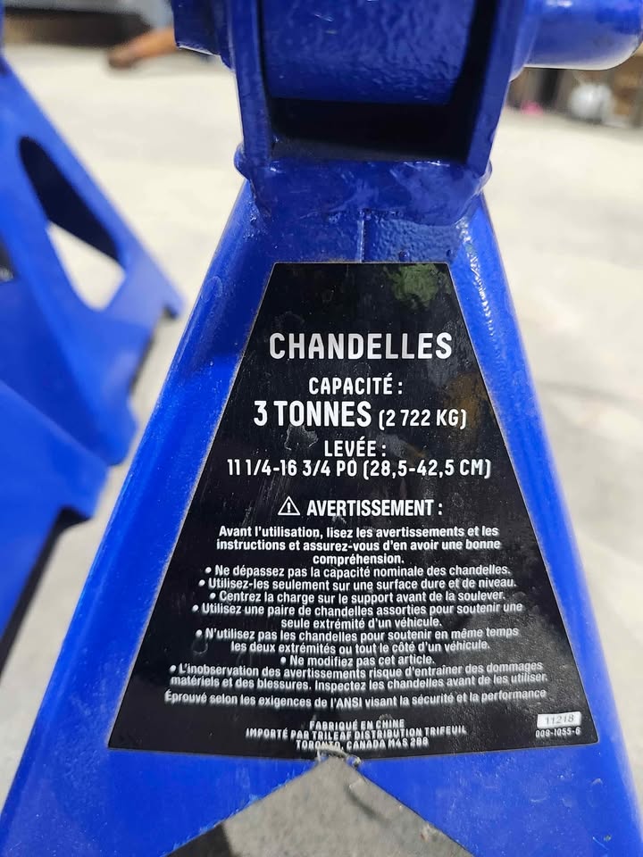 Heavy-Duty Steel Jack and Axle Stands 3 Tonnes - 4 Available