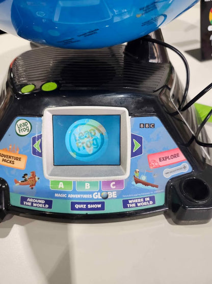 LeapFrog Magic Adventures Globe