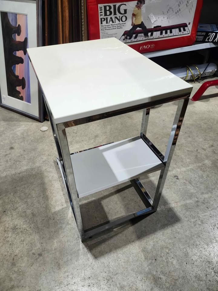 Bellini C Shaped Table With Shelf - White