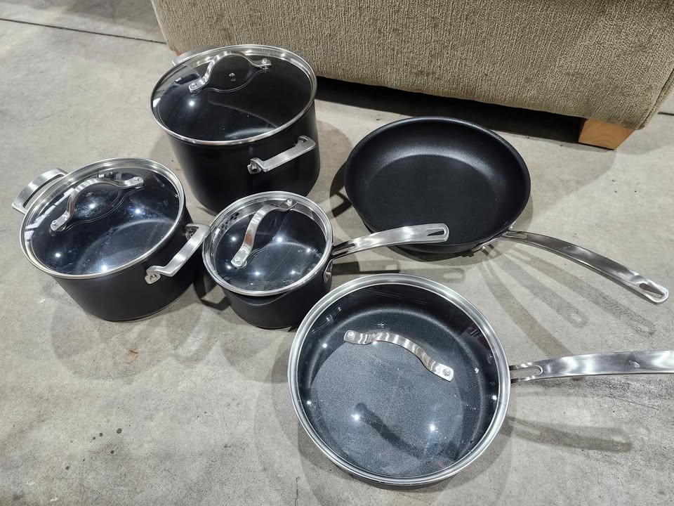 New! Kirkland Signature 7-piece Hard Anodized Cookware Set