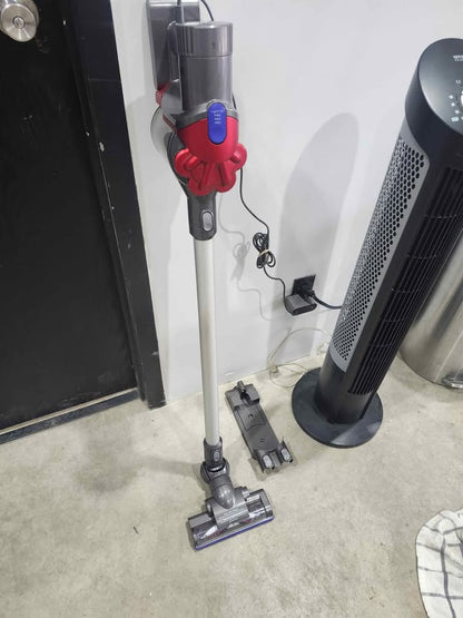 Dyson DC35 Digital Slim Multi Floor Vacuum