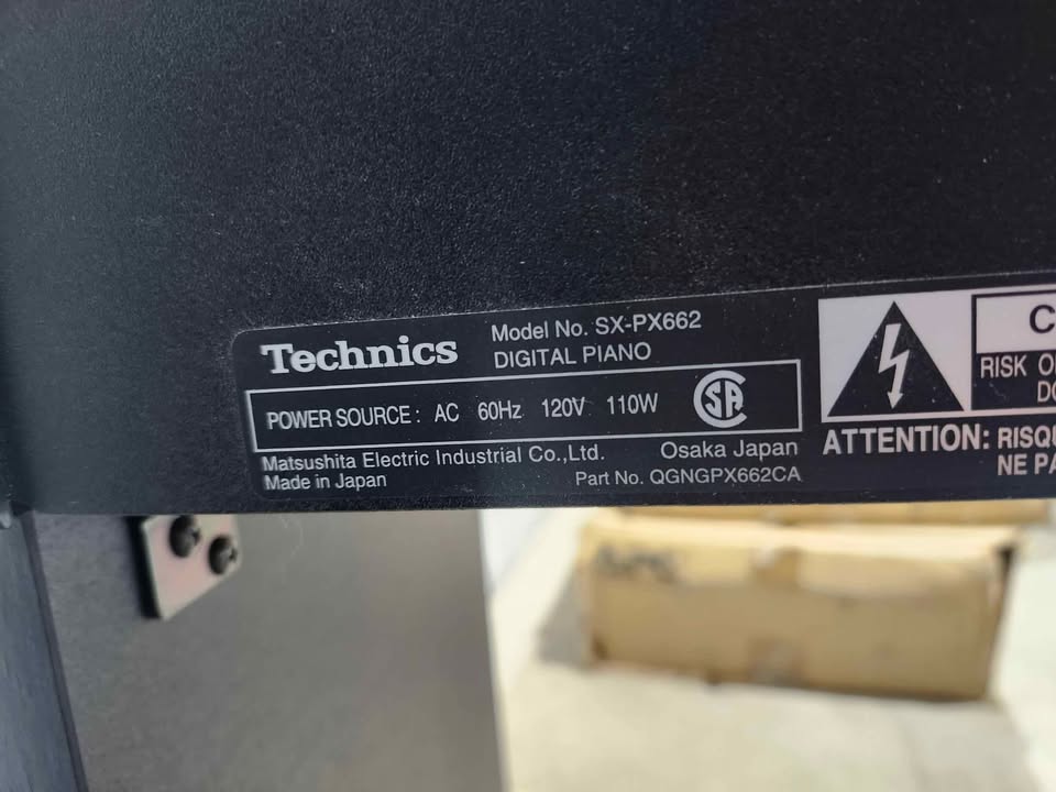 Technics SX-PX662 Digital Piano