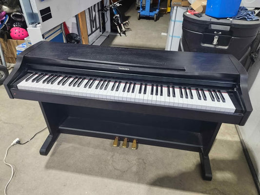 Technics SX-PX662 Digital Piano