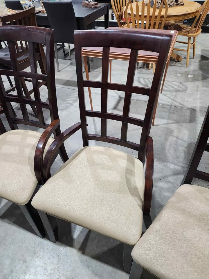 4 Dark Wooden Dining Chair Set