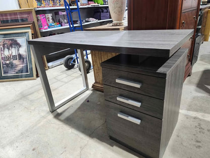 Oscar 47" Reversible Office Desk with Storage - Grey