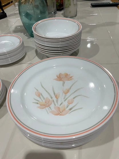 Corelle Dinnerware Set of 48 pieces