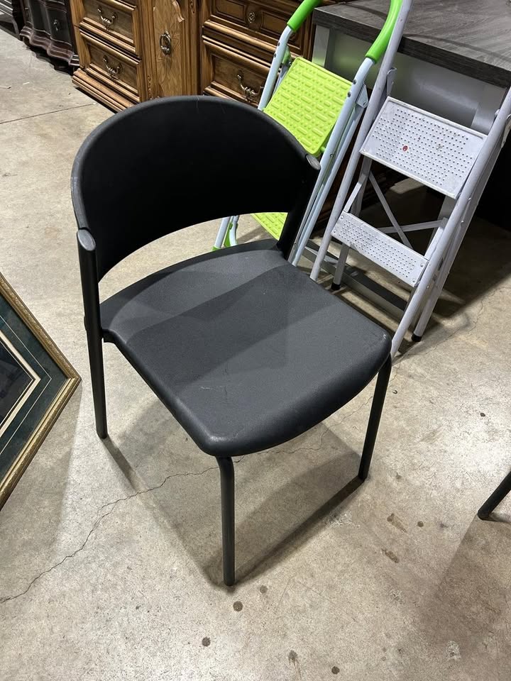 Office Stackable Chairs - 8 Available