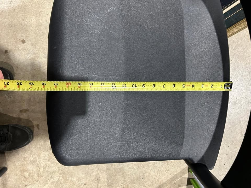 Office Stackable Chairs - 8 Available